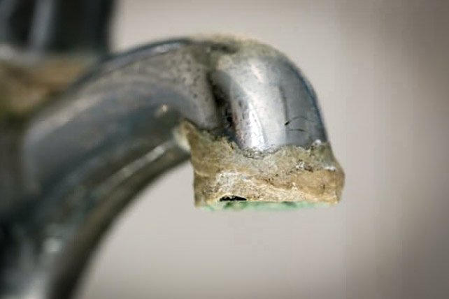Hard Water vs Soft Water: What It Means for Your Home’s Plumbing